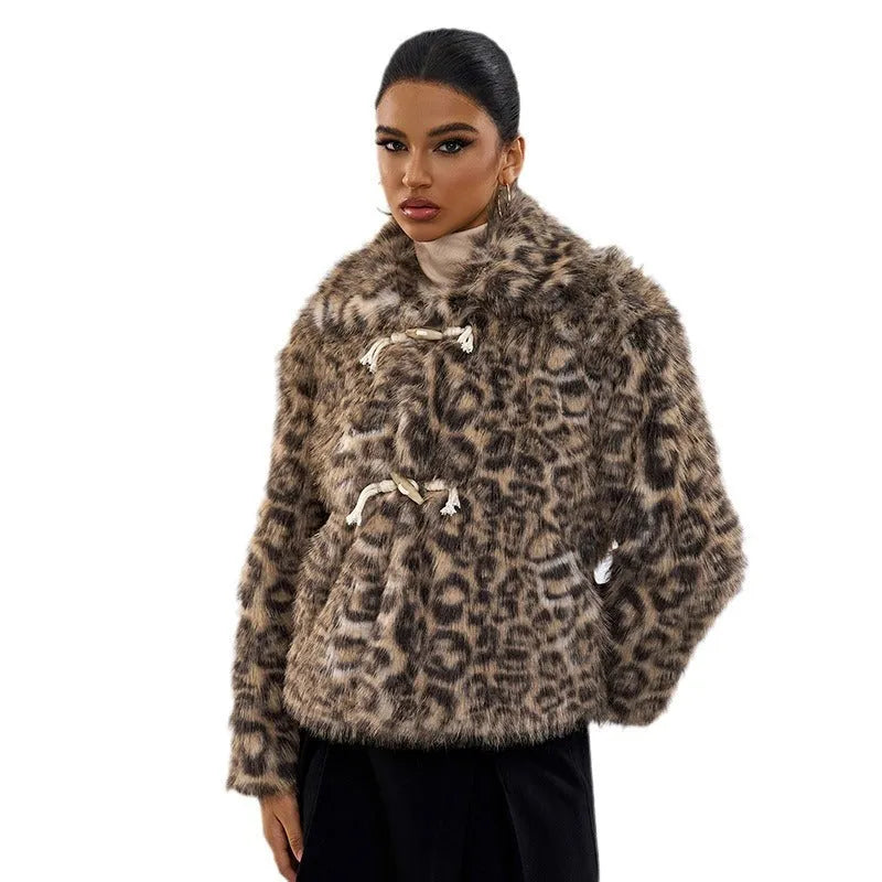 Women's leopard print buckle lapel coat in polyester with regular sleeves