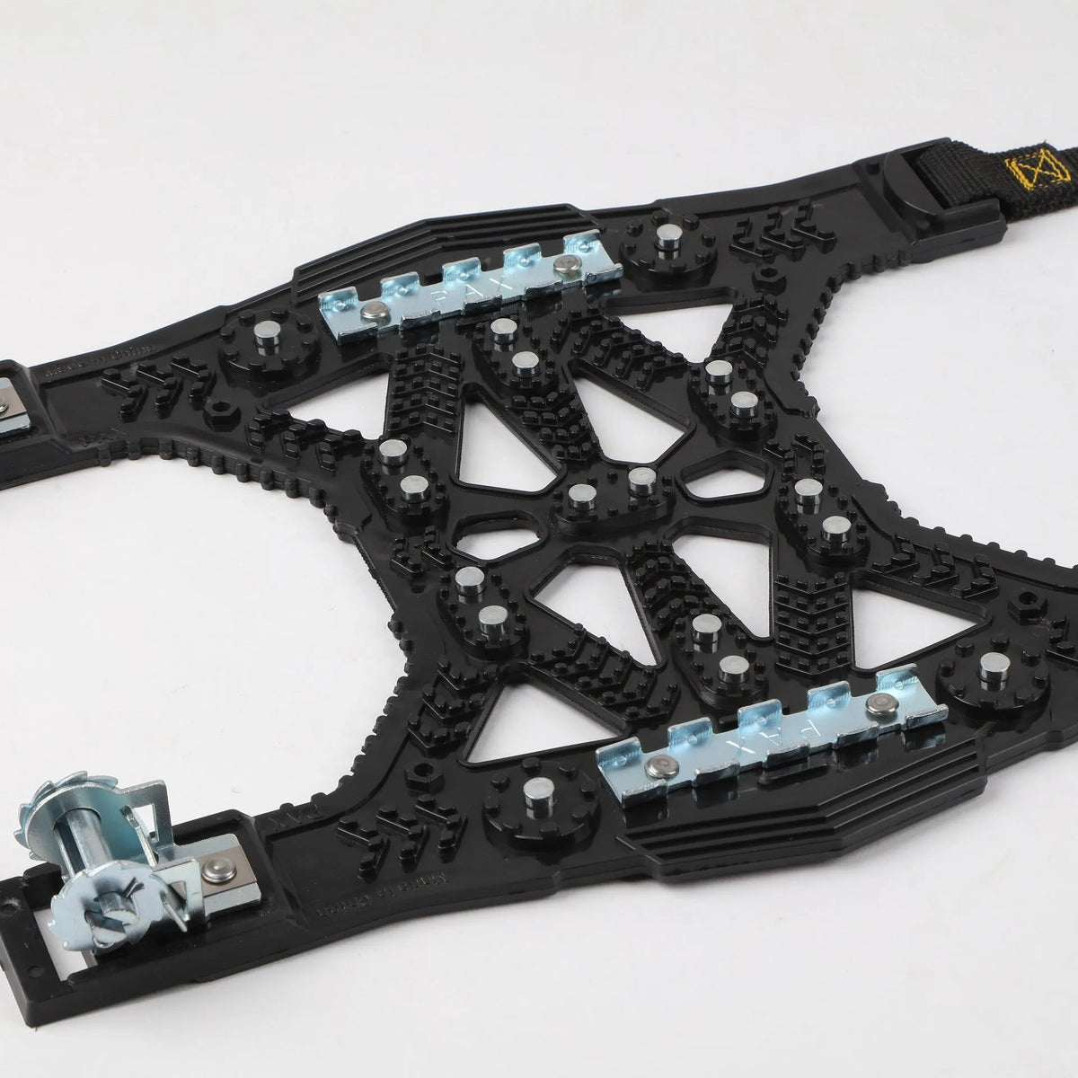 Universal car SUV snow chains with steel plate gear design and winter accessories