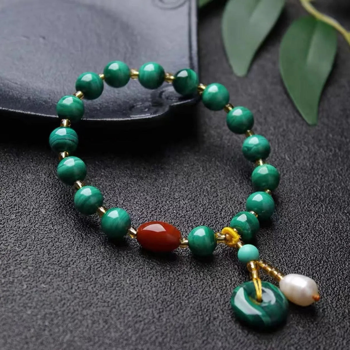 Handmade natural malachite gemstone bracelet with 7-8mm green barrel beads