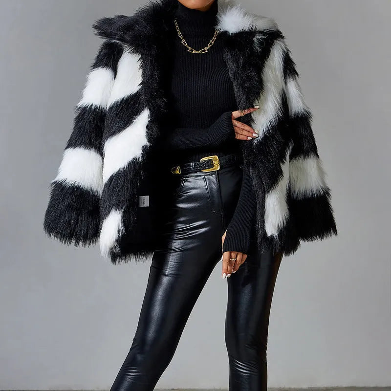 Women's contrast lapel faux fur coat with detachable collar in picture colour