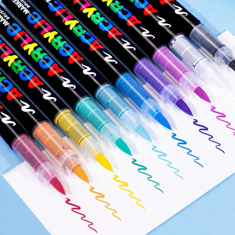 Set of straight liquid acrylic marker pens with soft heads in multiple colours for art and graffiti.