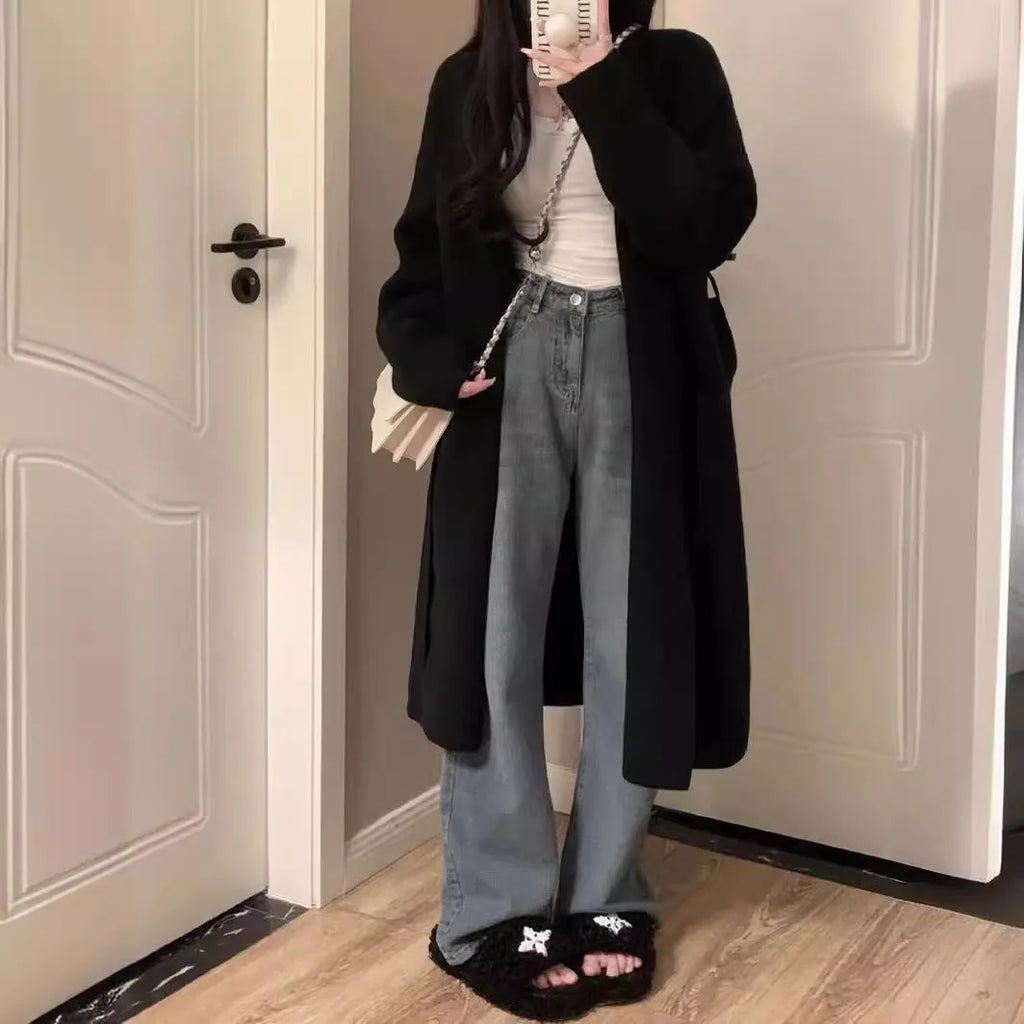 Women's mid-length knitted V-neck cardigan in loose fit available in five colours
