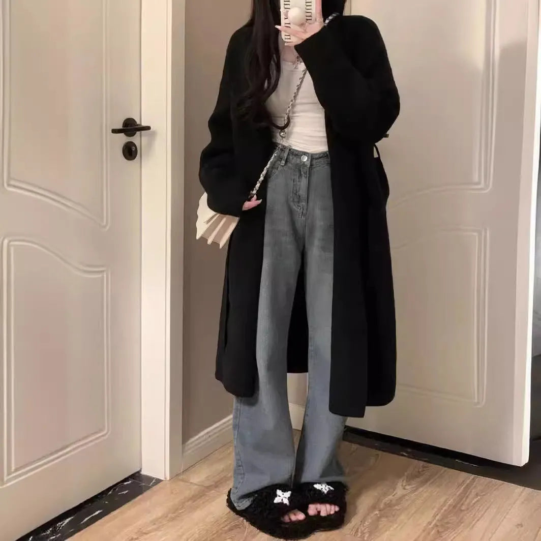 Women's mid-length knitted V-neck cardigan in loose fit available in five colours