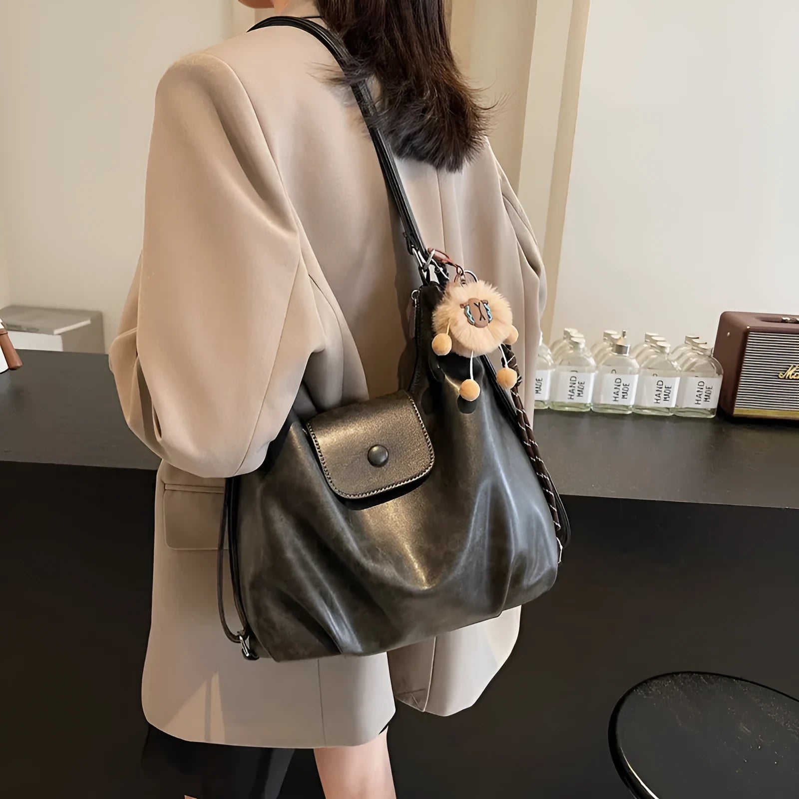 Women's PU leather shoulder bag in horizontal square shape with single strap and mobile phone compartment