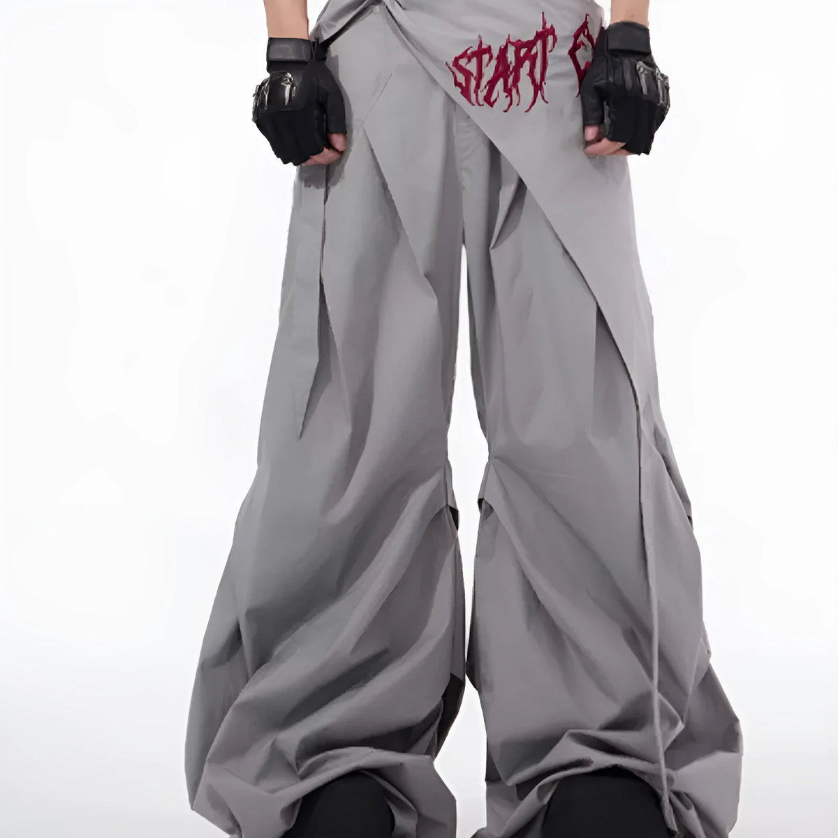 Boys wide-leg summer trousers in refined Korean style with solid black colour and niche accumulation cut