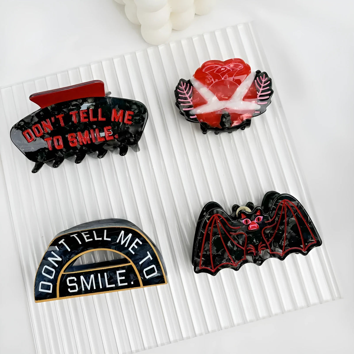 Halloween bat-shaped hair clip for women in acetic acid material