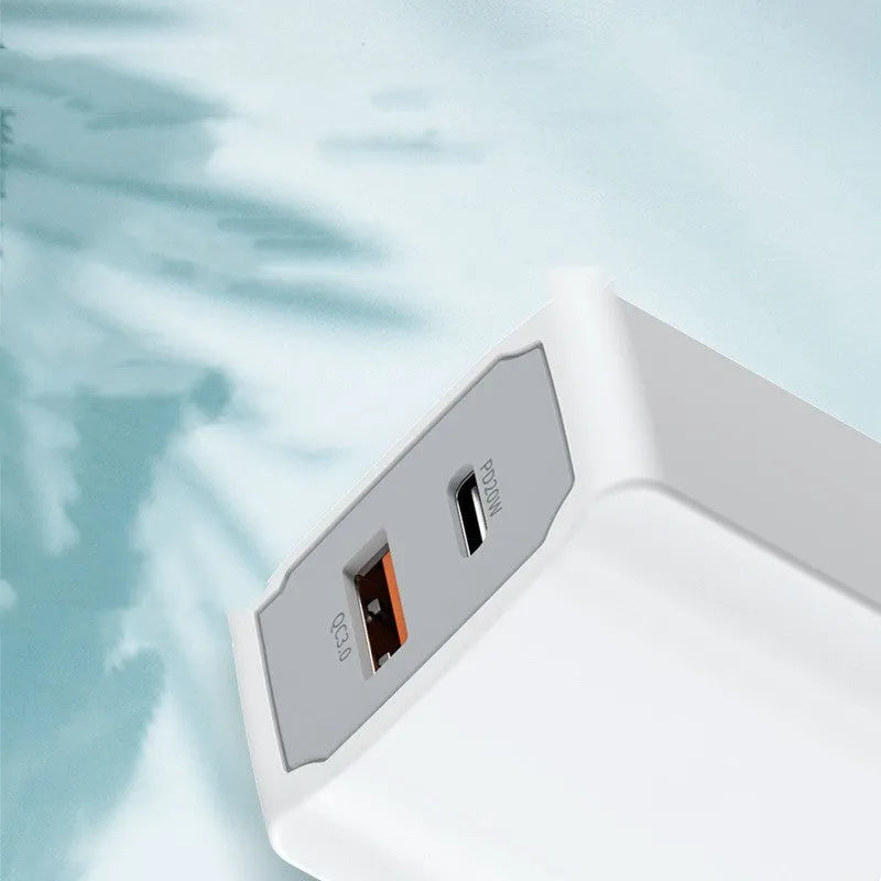 White European standard fast charge charger set with USB interface and compact charging head