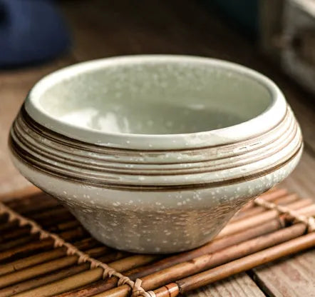 Ceramic Japanese soup bowl with stone conch bowl pattern, porcelain construction, microwave safe