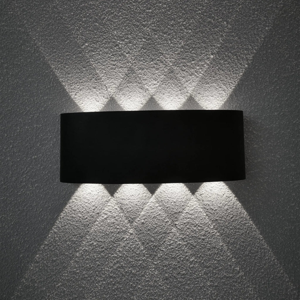 Modern aluminium LED corridor lamp measuring 180mm with 8W power in black or silver finish