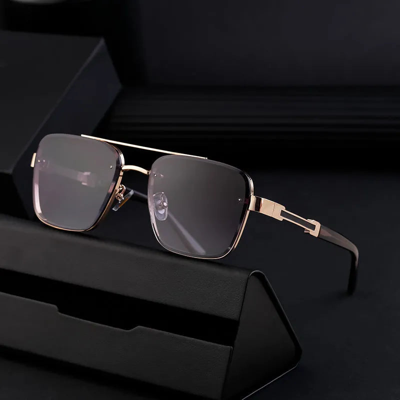 Men's vintage sunglasses with polycarbonate lenses in multiple colour options including gold gradient blue