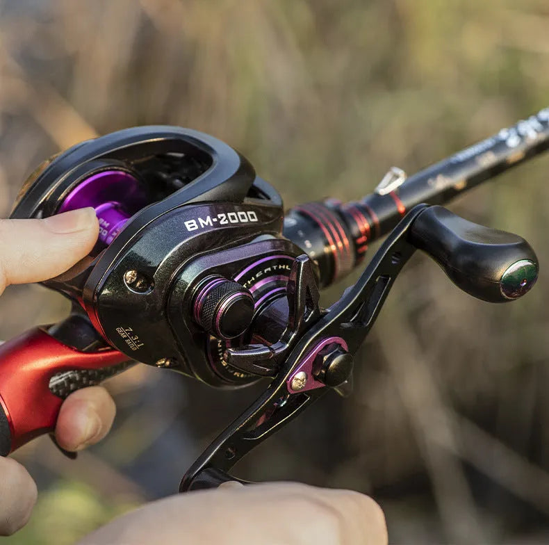 BM2000 fishing reel with colourful water drop wheel and magnetic brake system