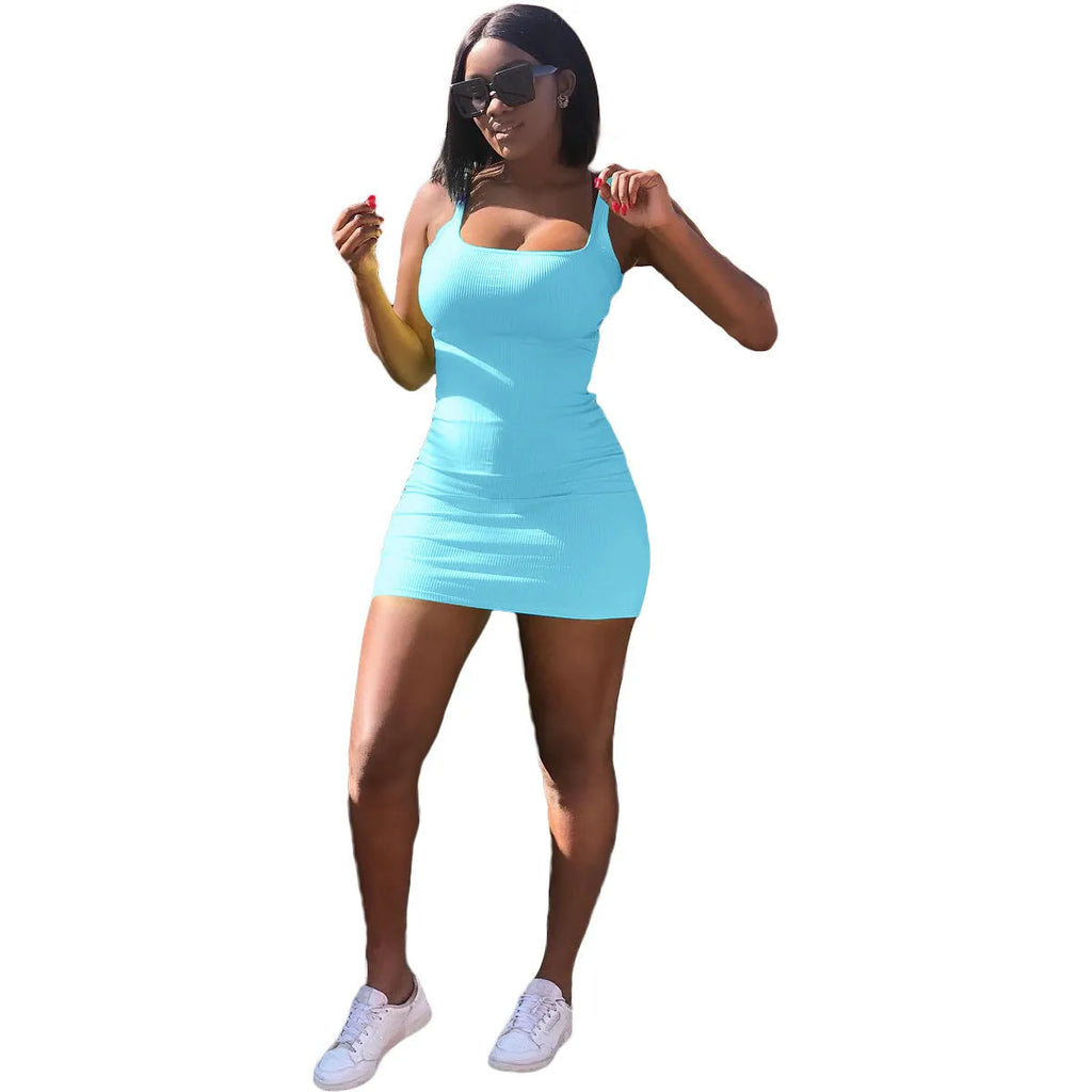 Casual strap dress with big U-neck, sunken stripe pattern, princess sleeves and wide waistband