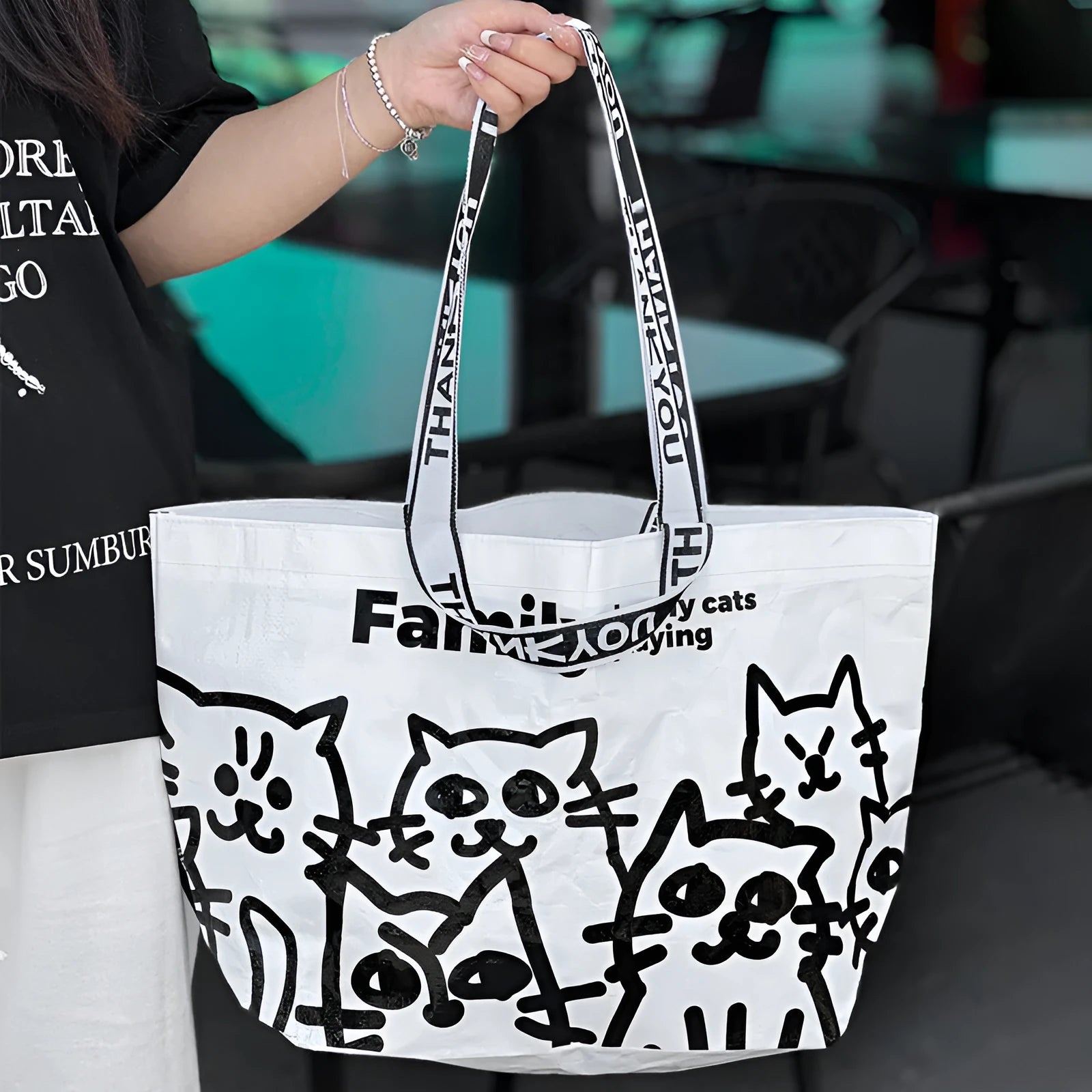 Blue and white colour-printed waterproof PP woven portable handbag