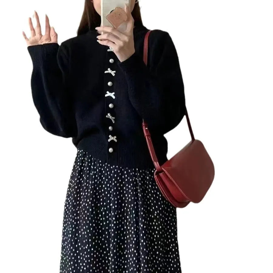 Women's cashmere cardigan sweater with pearl button bow detail in medium thickness for spring and autumn wear