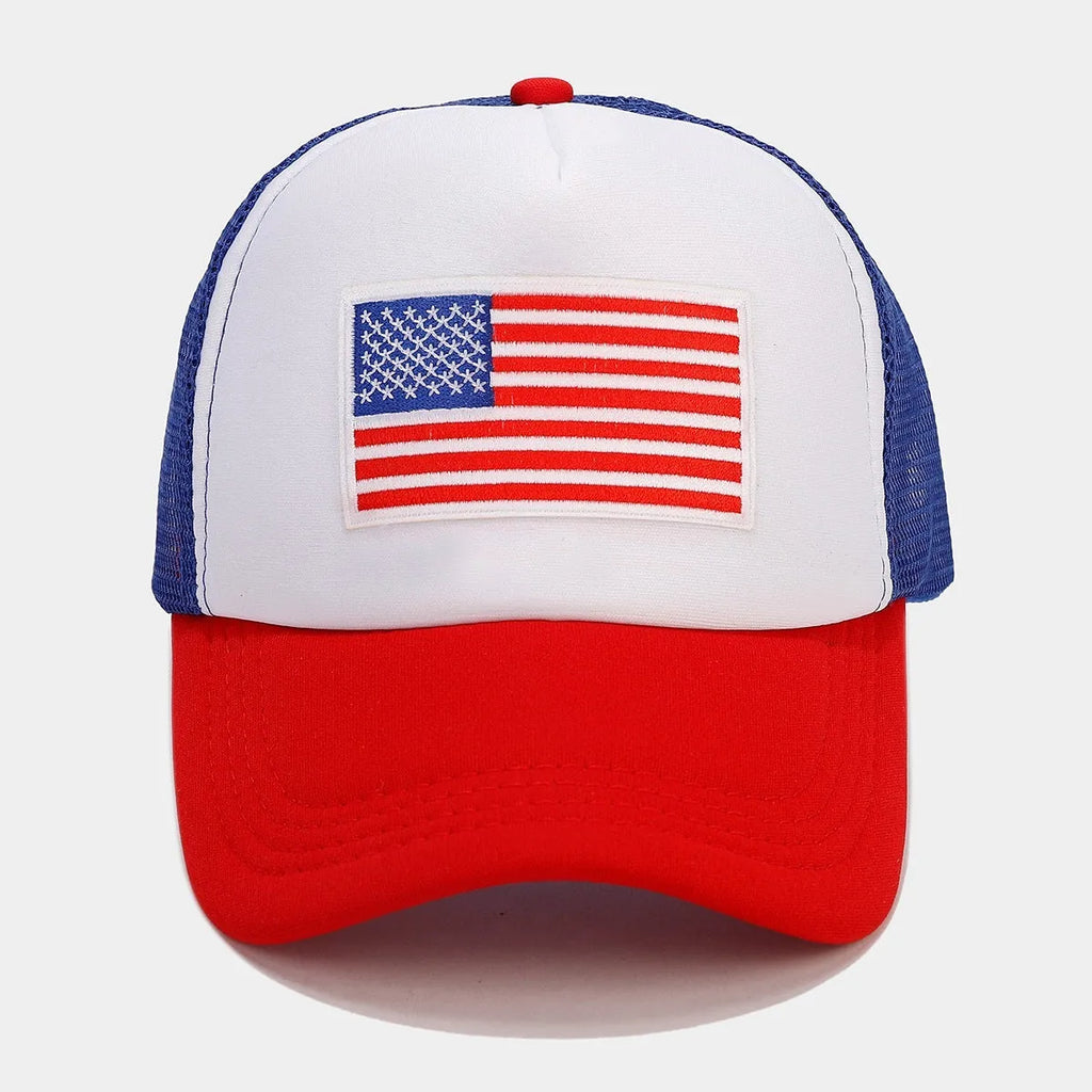 Red and blue colour contrast adjustable baseball cap with breathable mesh fabric
