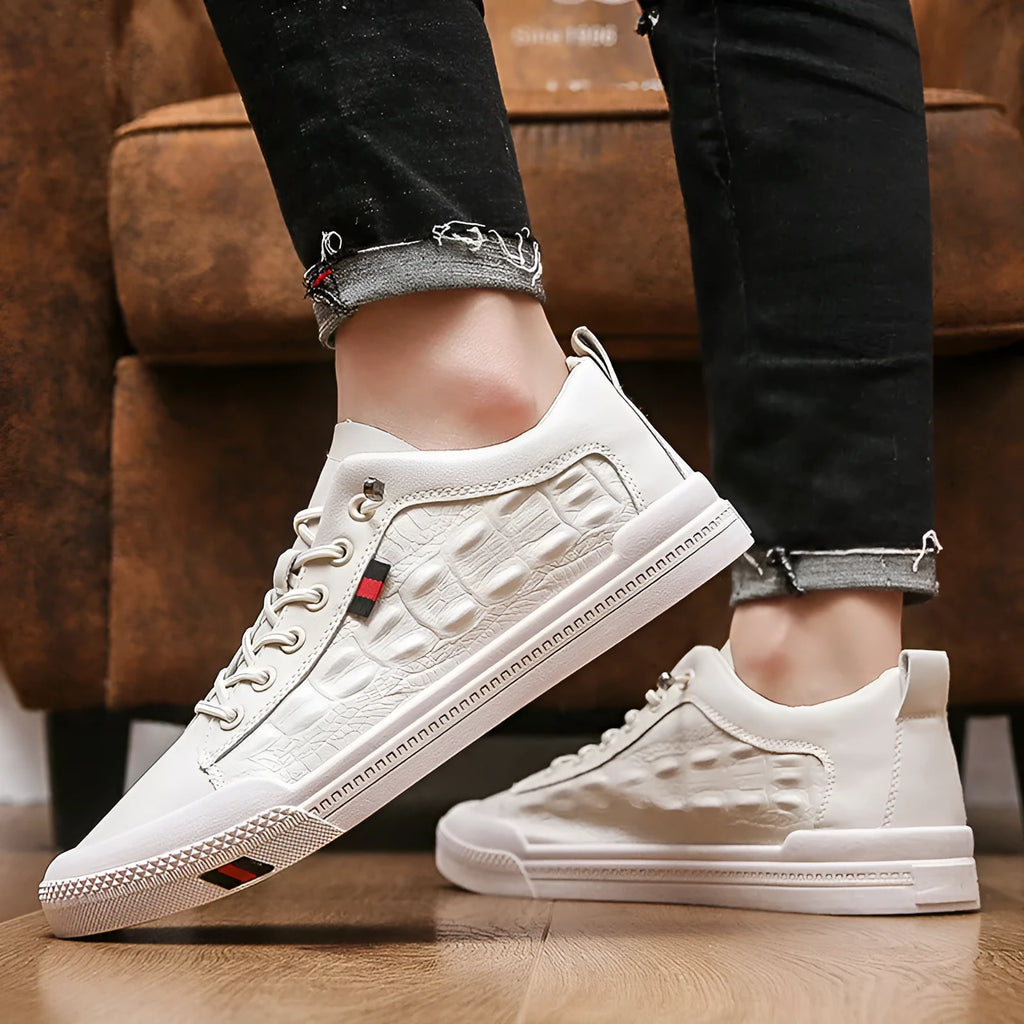 White men's round-toe casual sneakers with lace-up design and flat heel