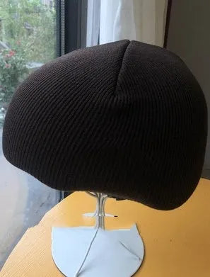 Decorative snow helmet cover in size L available in multiple colours for skiing