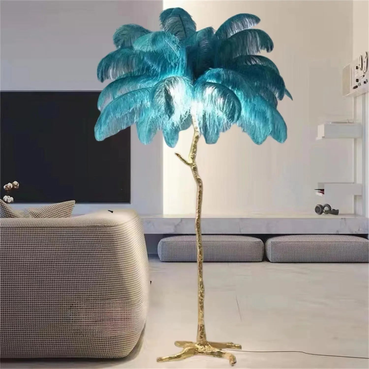 Decorative resin feather floor lamp with 32 feathers standing 170cm tall