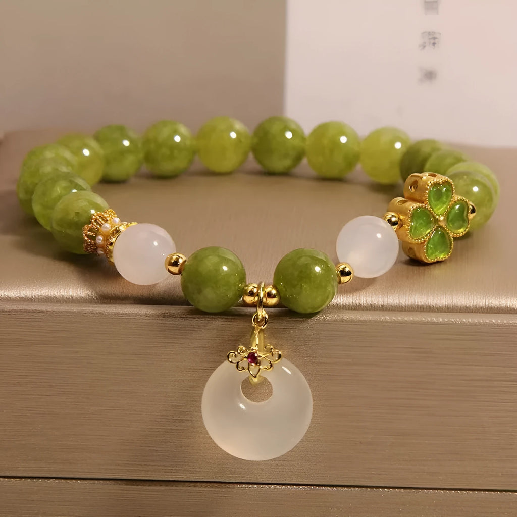 Green tourmaline four-leaf clover women's bracelet with peace buckle closure in new Chinese style