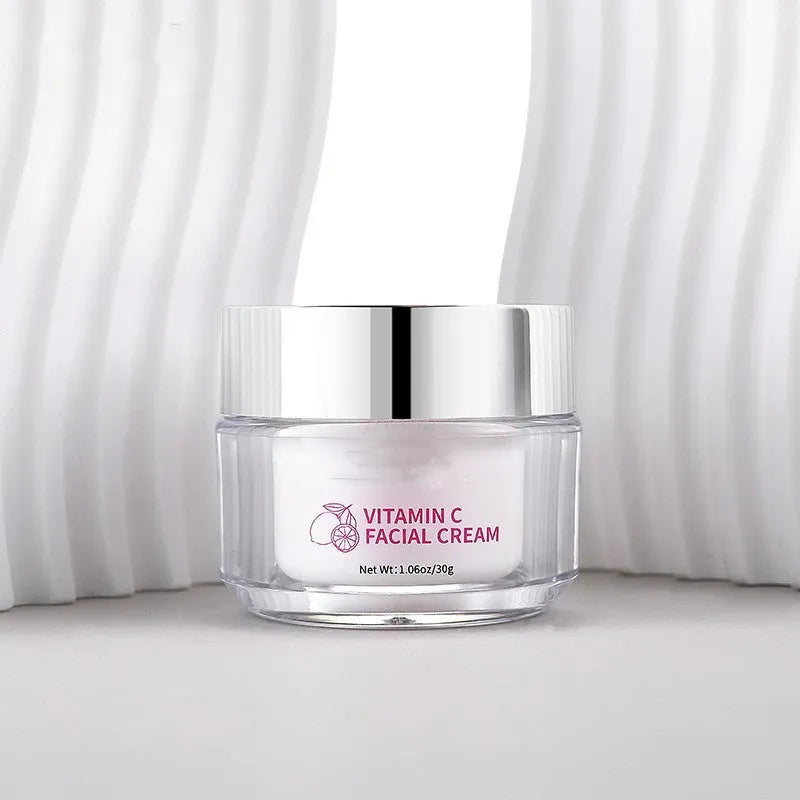 Vitamin C face cream in 30g white jar with product dimensions 6x6x5.2cm