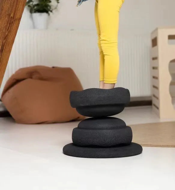 Plastic wood surf balance board for children in mixed colour and black options