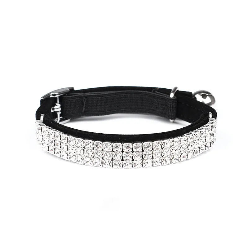 Velvet cat collar with rhinestone decoration showing adjustable 20-30 cm length