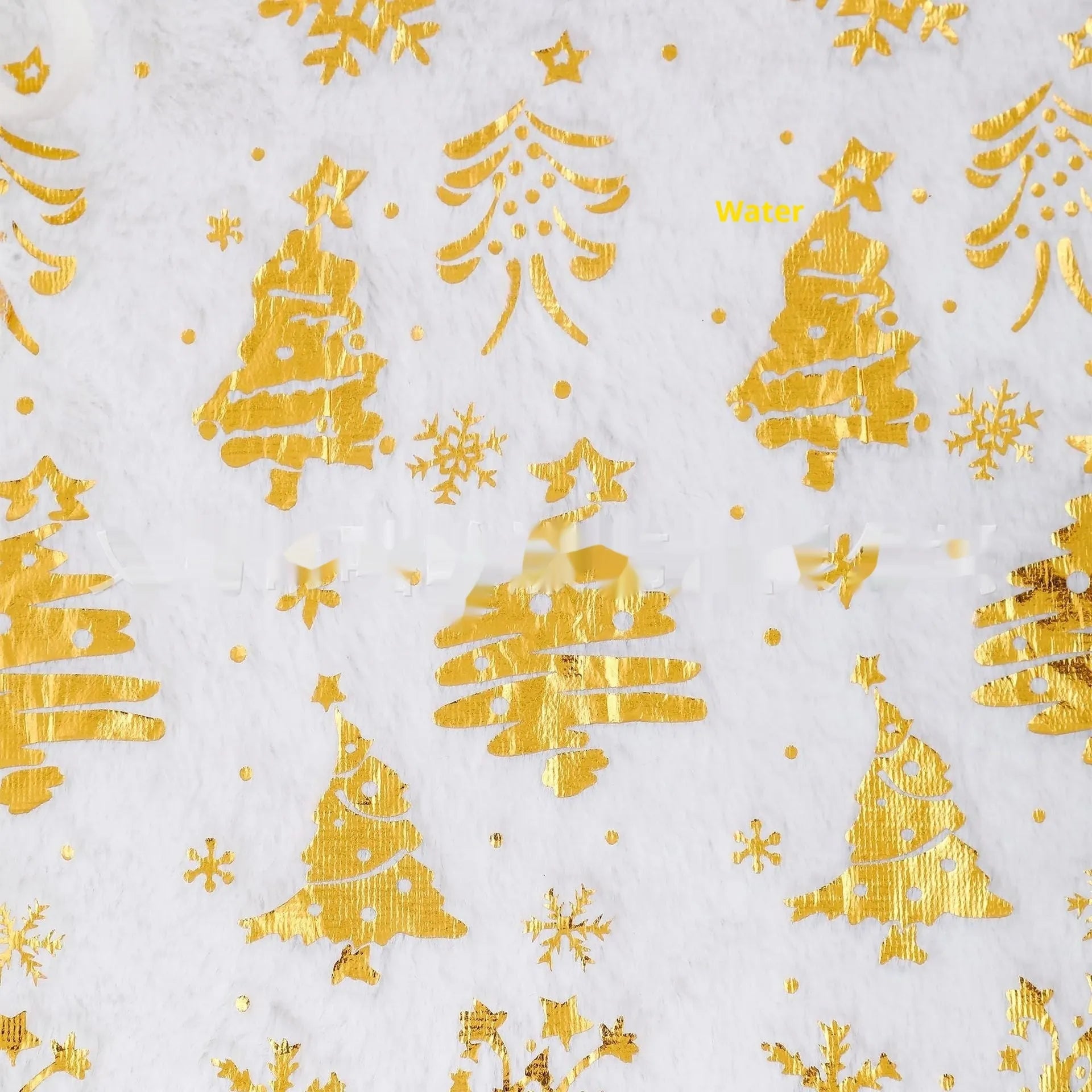 Gilding snowflake design on a plush Christmas tree style rug in multiple size options.