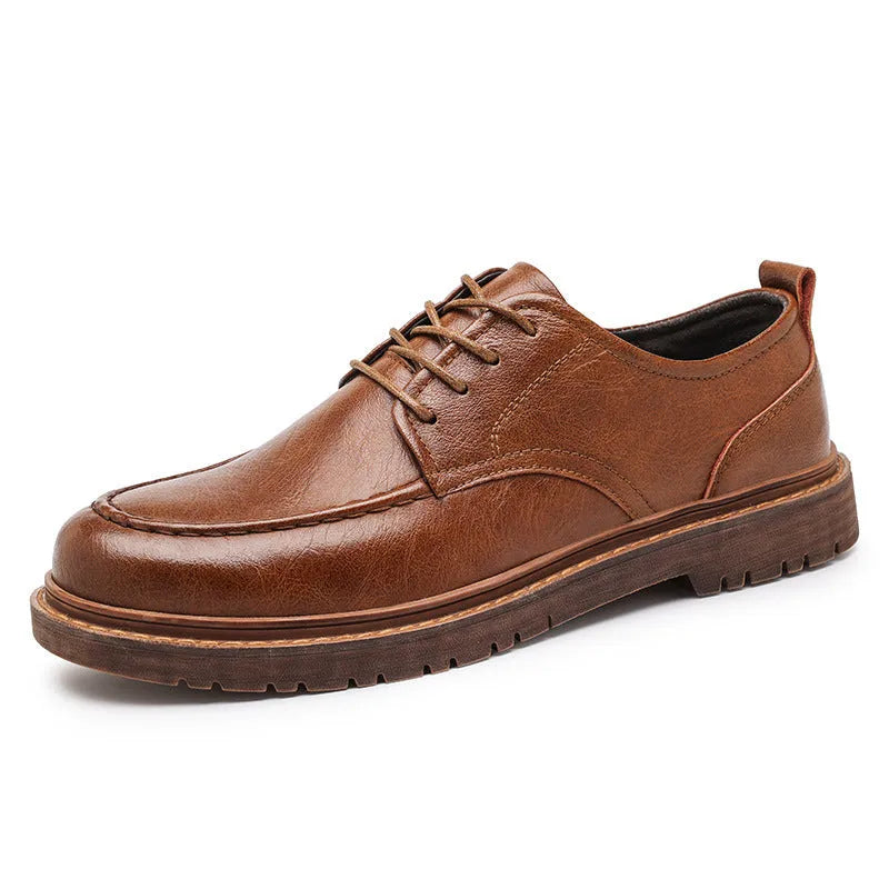 Men's casual leather shoes in black or brown with round toe and sewing line details