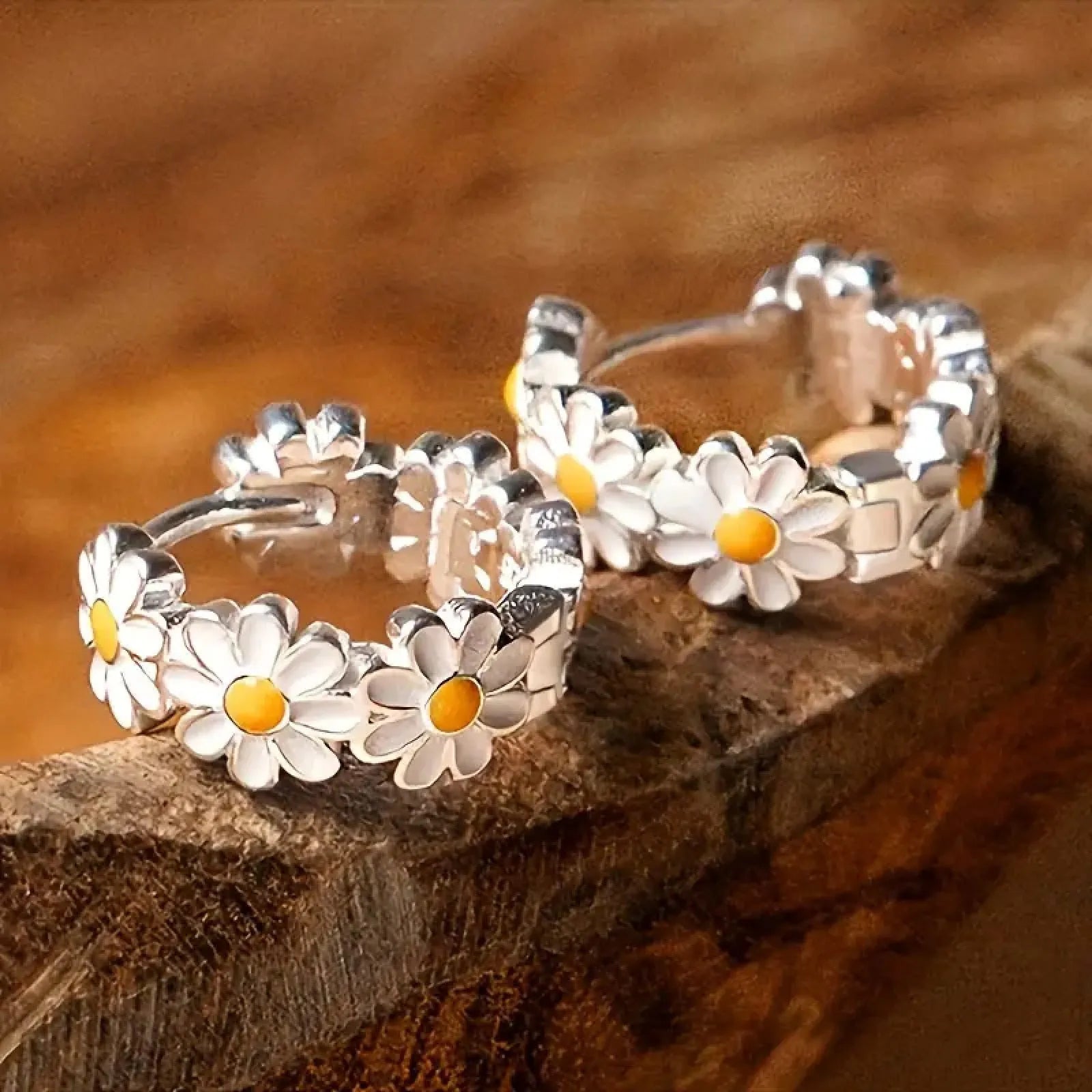 White daisy flower ring and earrings jewellery set with platinum-plated gem settings