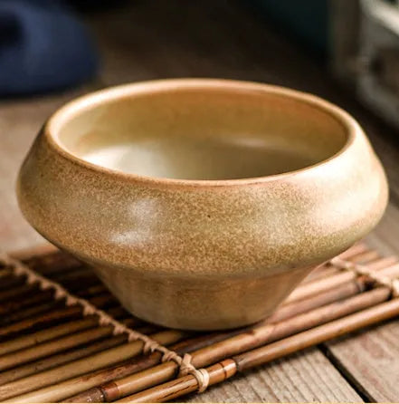 Ceramic Japanese soup bowl with stone conch bowl pattern, porcelain construction, microwave safe