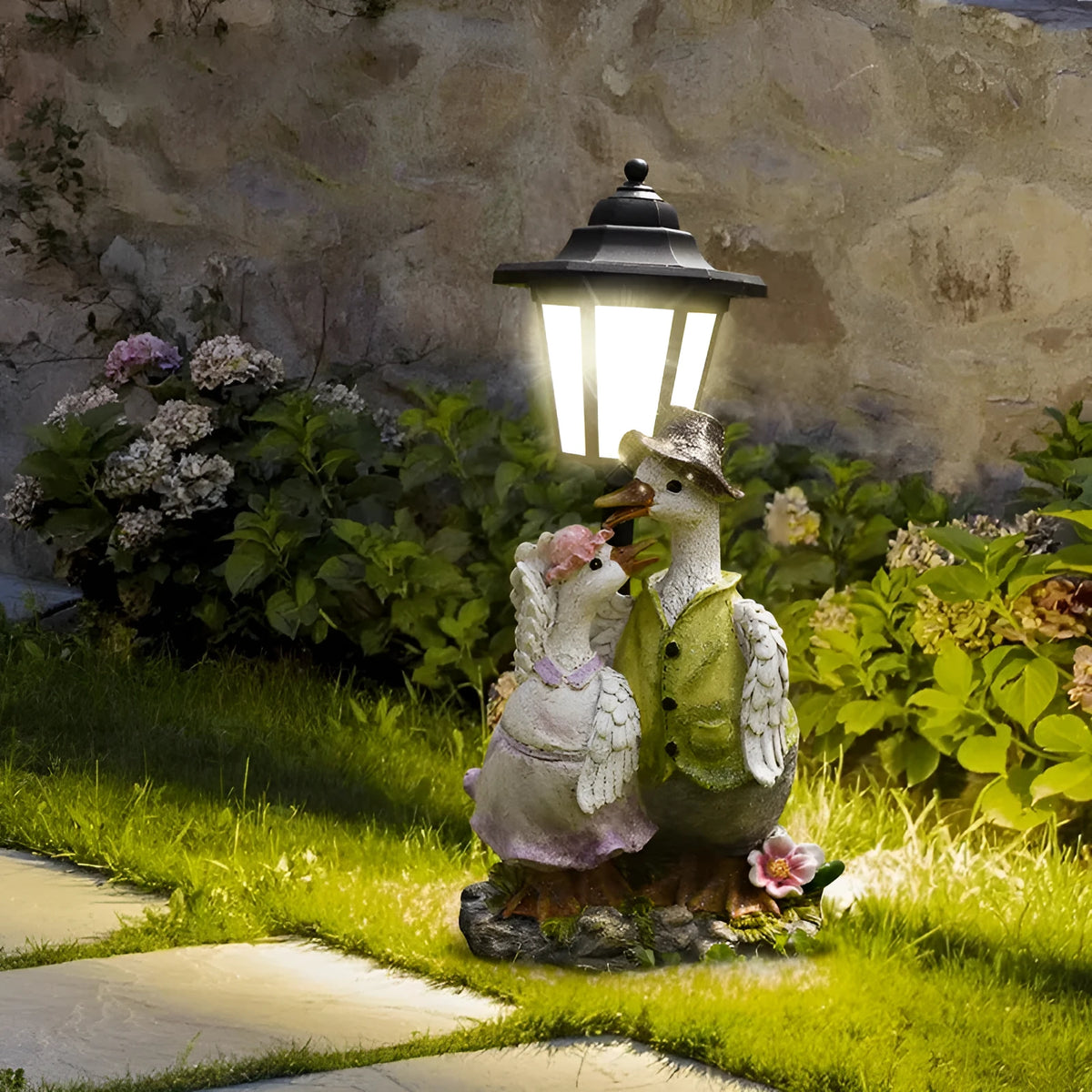 Hexagonal solar garden lamp with American country design, available as bird flowerpot or animal figurine.