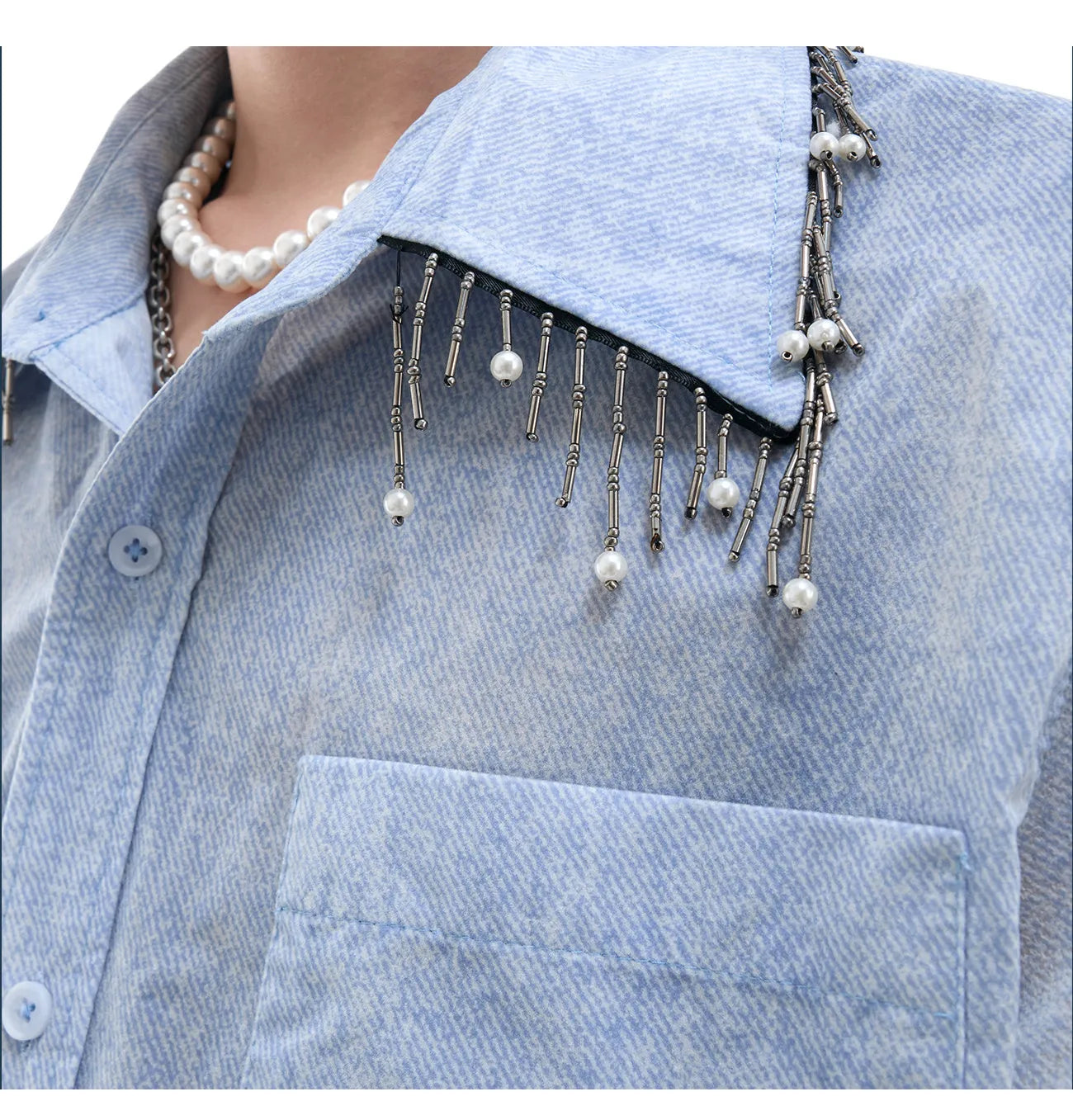 Men's blue and white gradient loose fit short sleeve shirt with quilted details