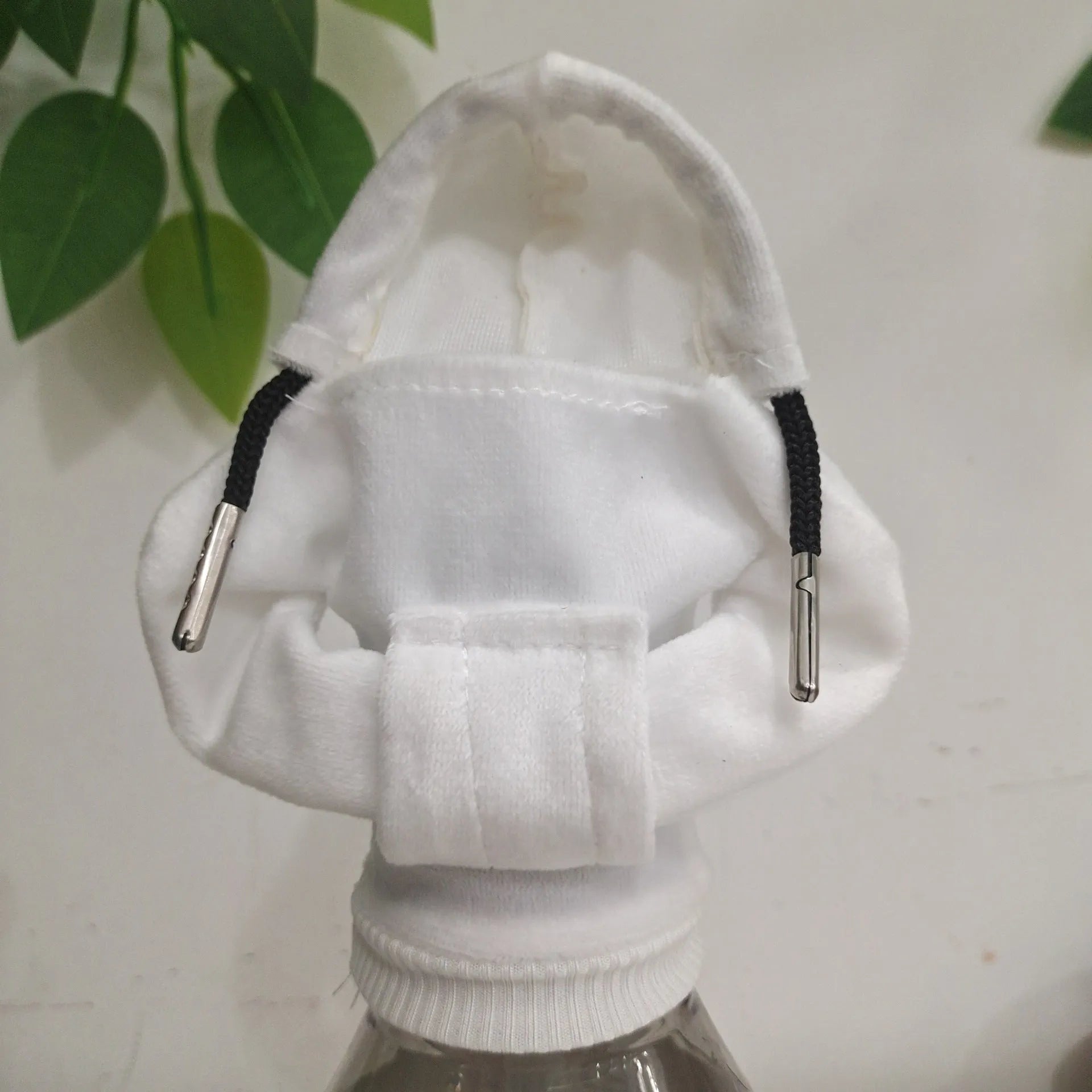 Pure cotton car gear lever sweater decoration in multiple colours on a gear knob.