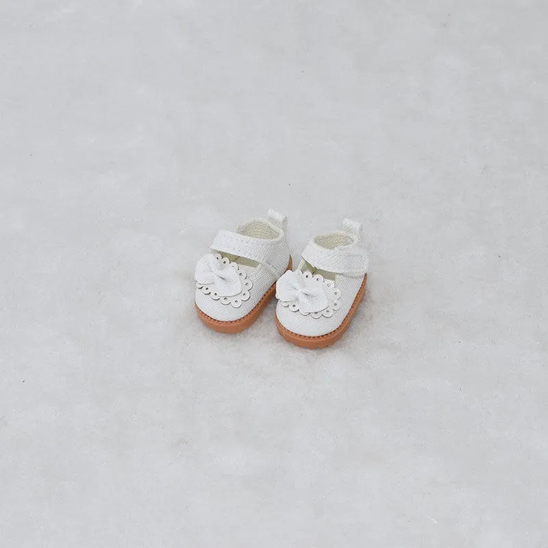 Doll replacement shoes for 17cm figures in multiple styles and colours