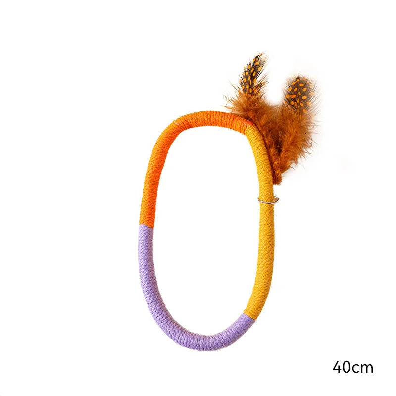 Green cotton rope circular cat toy with feathers and catnip for dental chewing play