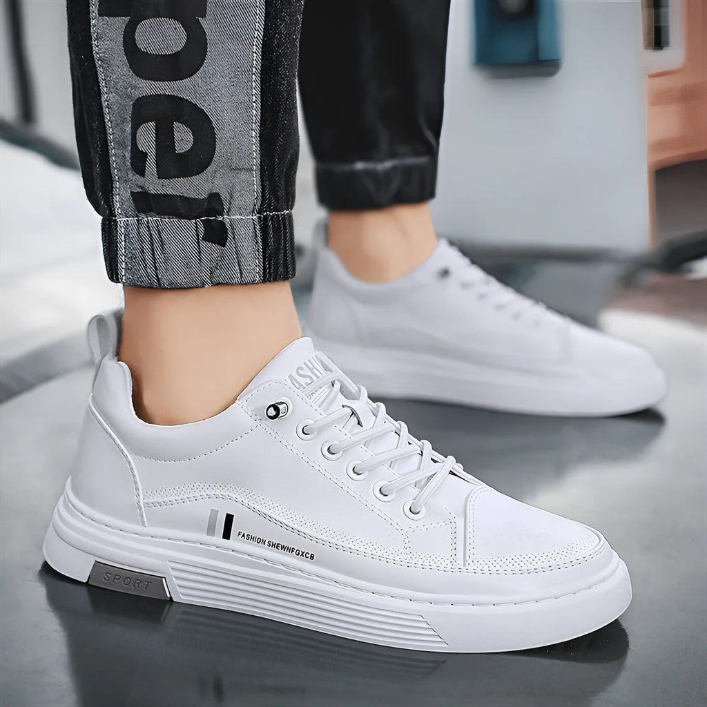 Men's black and white microfiber skateboard shoes with elastic band fastening and rubber soles