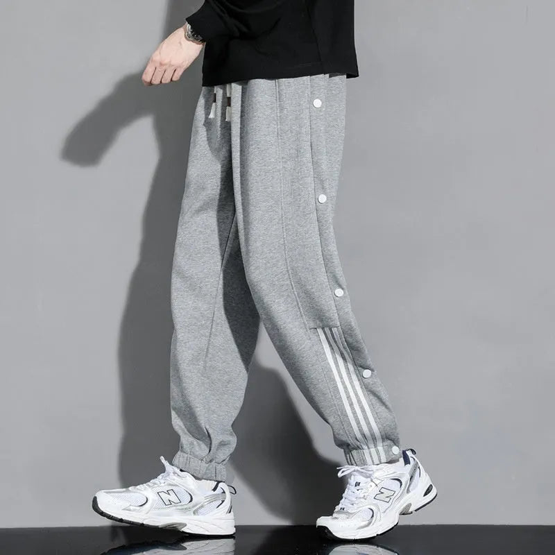 Men's ankle-tied sweatpants in autumn colours with elastic waist and loose sports fit