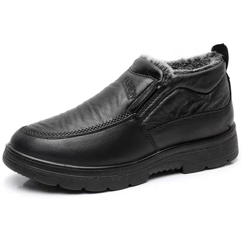 Men's black winter slip-on shoes with fleece lining and a non-slip rubber sole