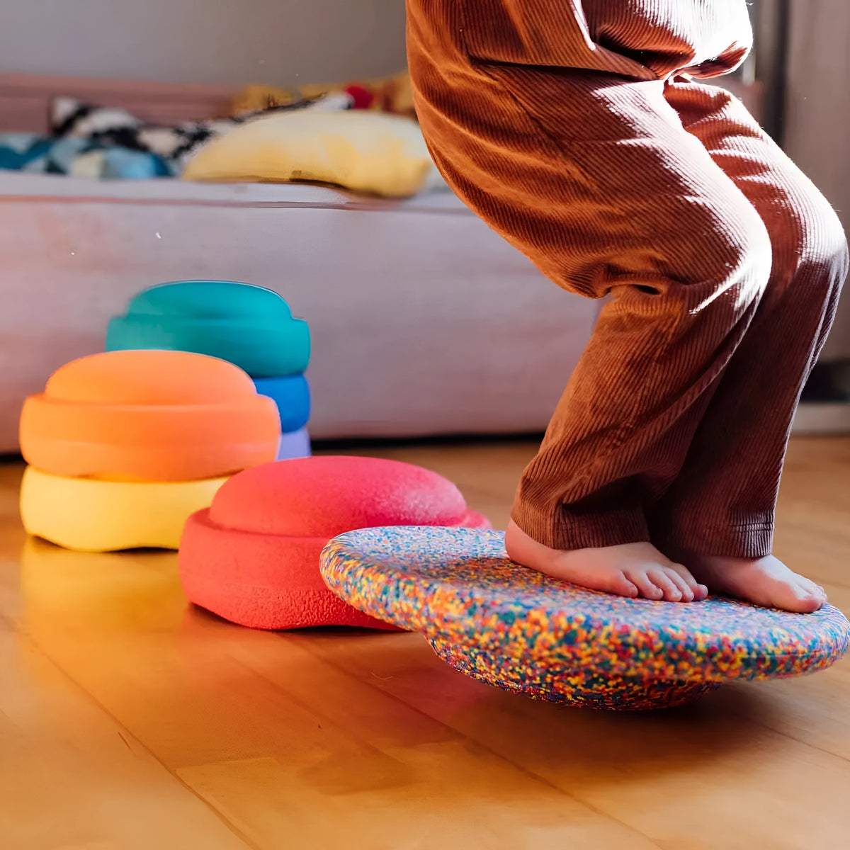 Plastic wood surf balance board for children in mixed colour and black options