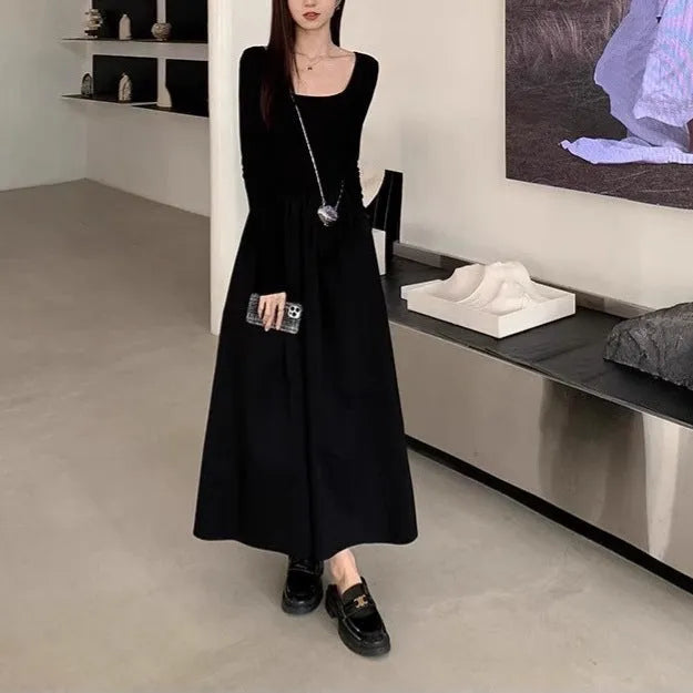 Black square collar knitted A-line dress with elastic waist and long sleeves