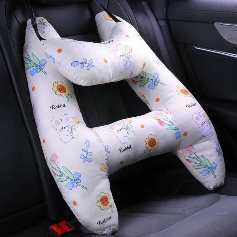 55x70cm car headrest pillow with cartoon pattern and pearl cotton filling