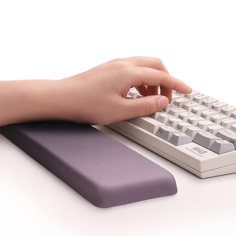 Square silica gel wrister mouse pad 250x180mm with cloth surface and wrist strap