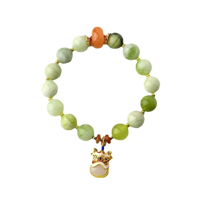 Green milk-in-water jade bracelet with 10mm geometric beads in retro women's style