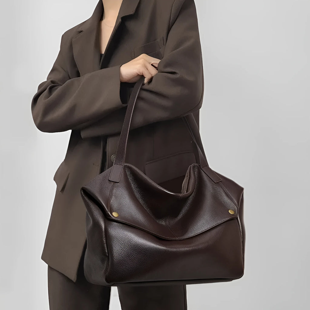 Brown genuine leather women's shoulder bag with horizontal square shape and internal zipper compartment