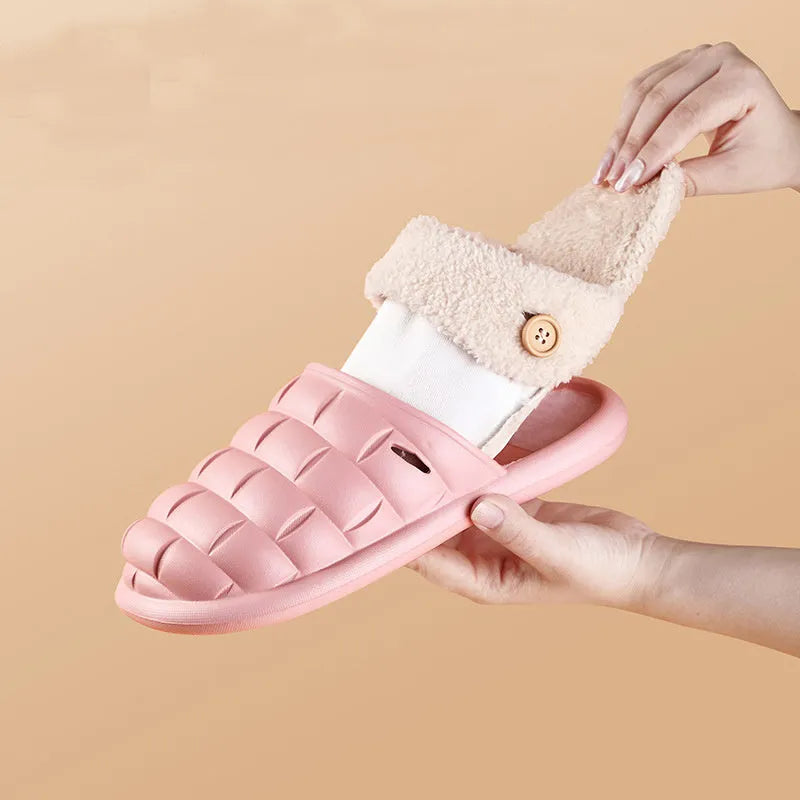 Plaid pattern detachable EVA slippers with non-slip soles and warm plush lining for indoor winter wear