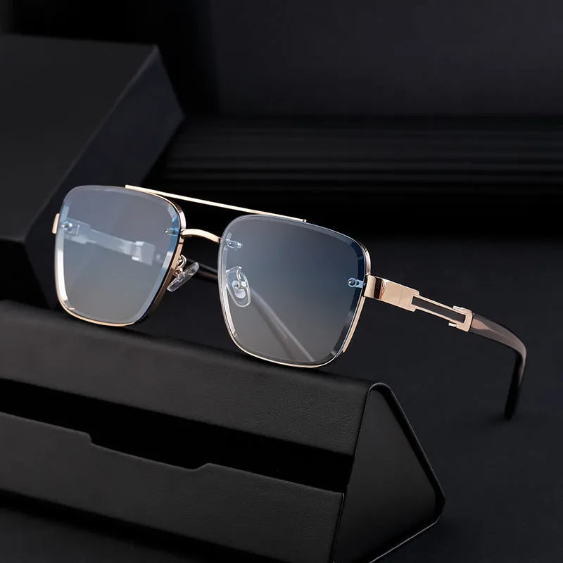 Men's vintage sunglasses with polycarbonate lenses in multiple colour options including gold gradient blue