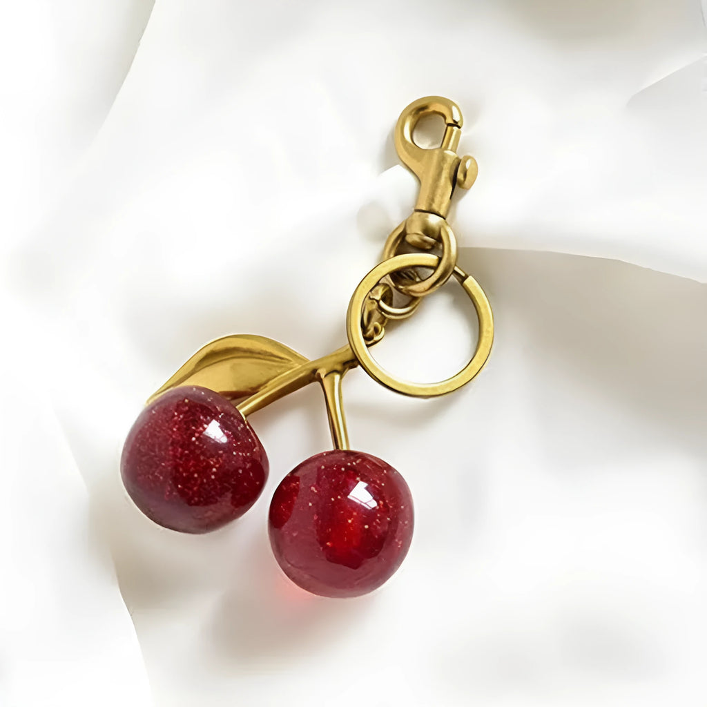 Three-dimensional zinc alloy car key ring pendant in red or pink with sweet cool style