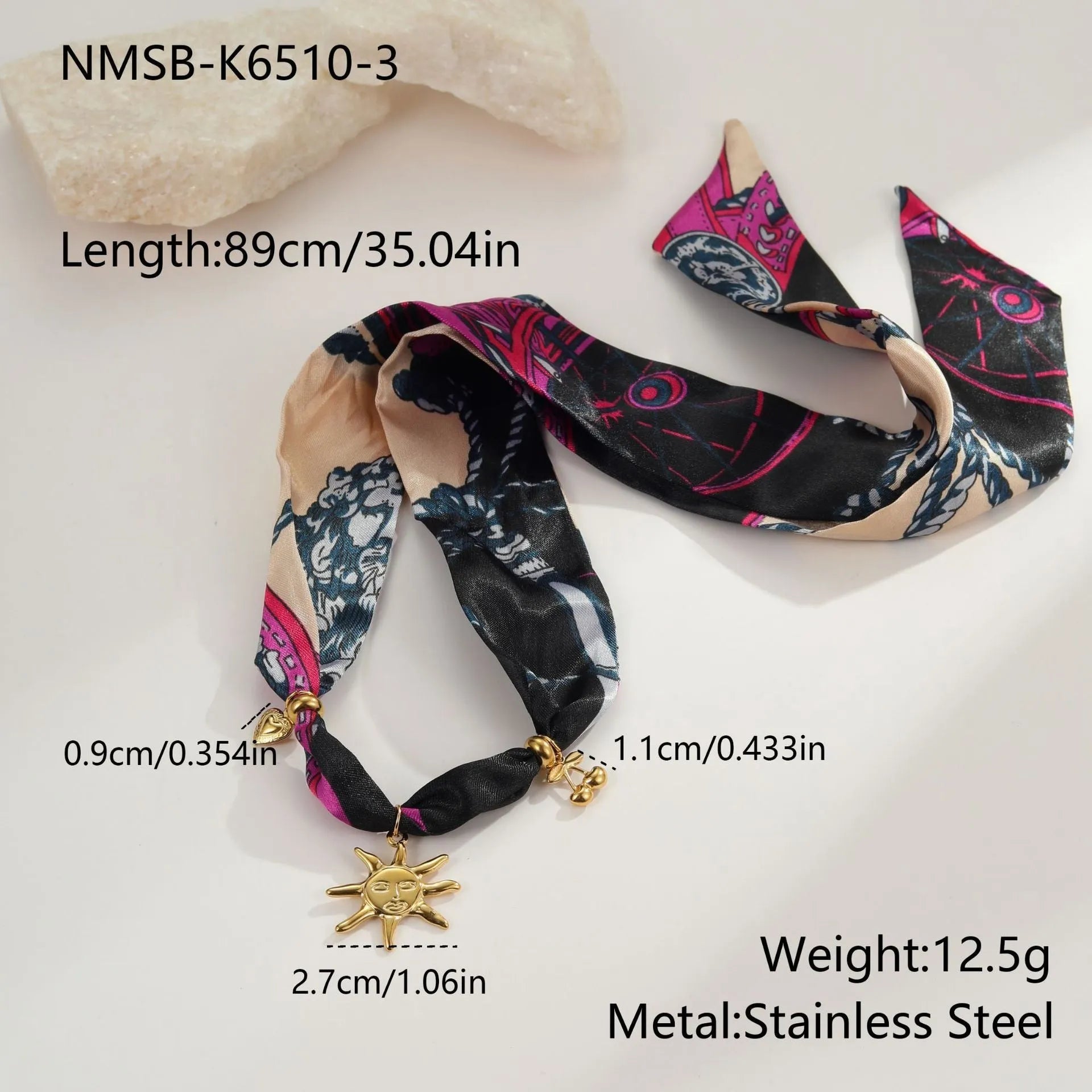 Women's stainless steel geometric pendant necklace with adjustable chain 41-50cm