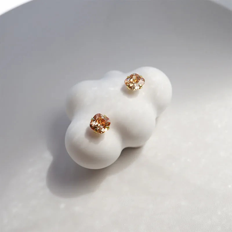 Citrine gemstone 925 sterling silver stud earrings in 4mm champagne diamond gold with geometric cube sugar shape