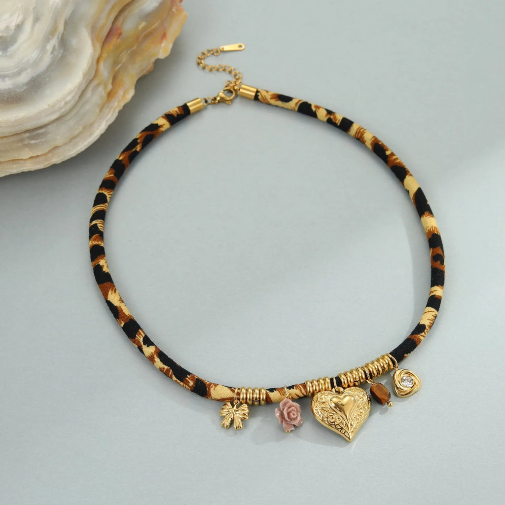 Leopard series stainless steel necklace for women with geometric pendant and adjustable 41-50cm length
